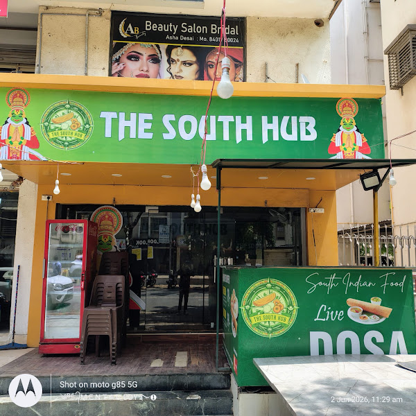 THE SOUTH HUB