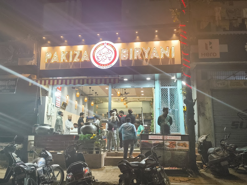 Pakiza Biryani