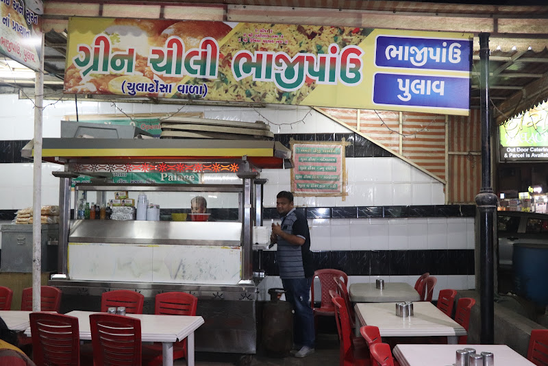 Dosa palace &green chilli bhajipav(chula dosawala)