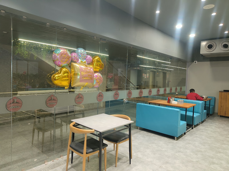 William John's Pizza TRP Mall Bopal