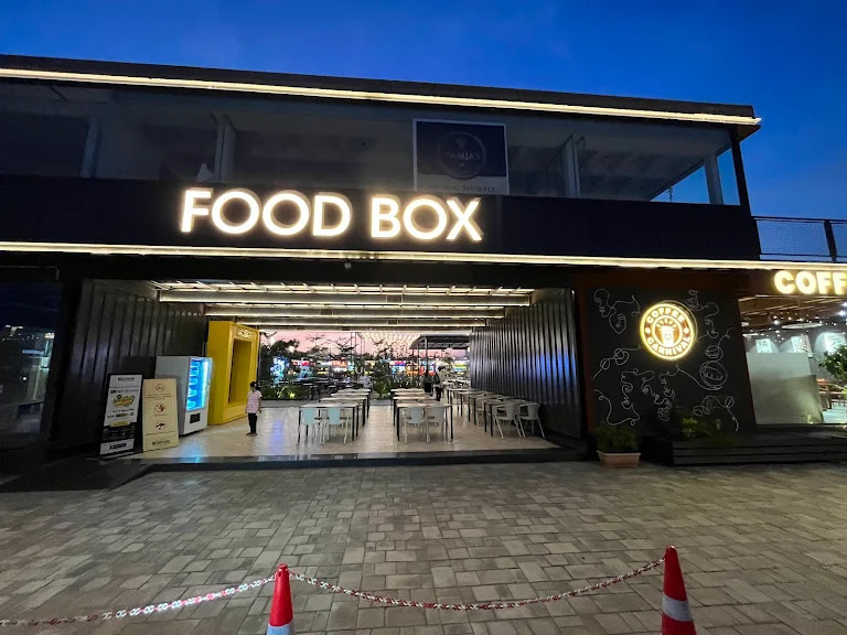 BOXPARK