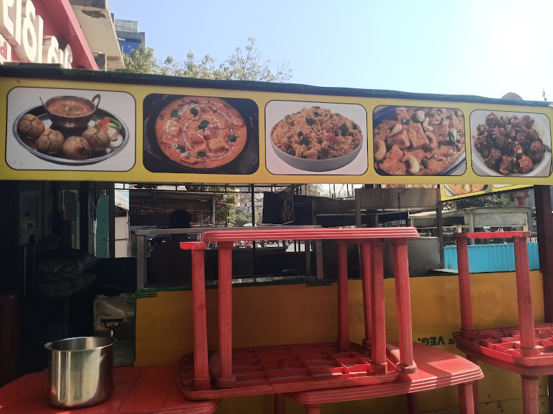 Prince Bhaji Pav (No Dine in on - Saturday & Sunday)