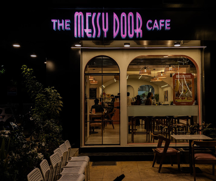 The Messy Door Cafe - HL College Road