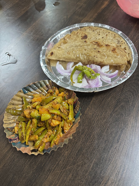 Chandlodiya parotha house