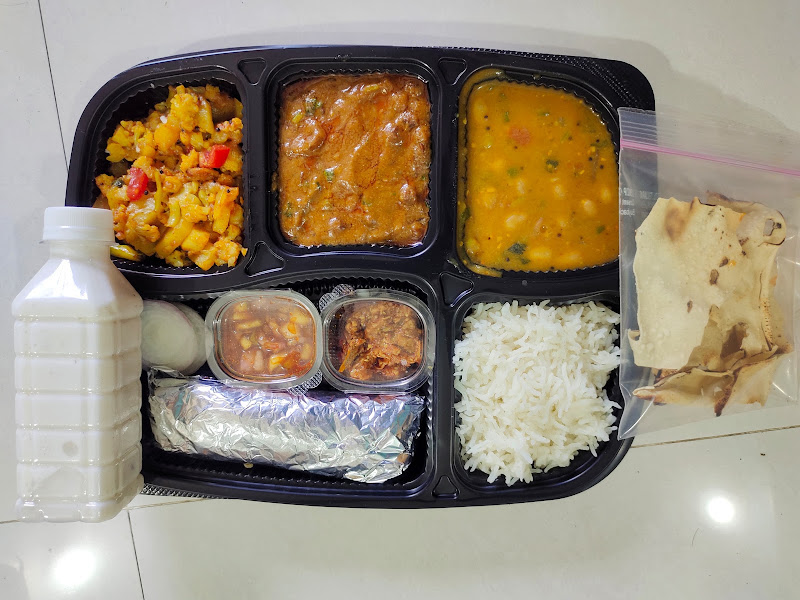 Kaki Bhatriji Tiffin Services