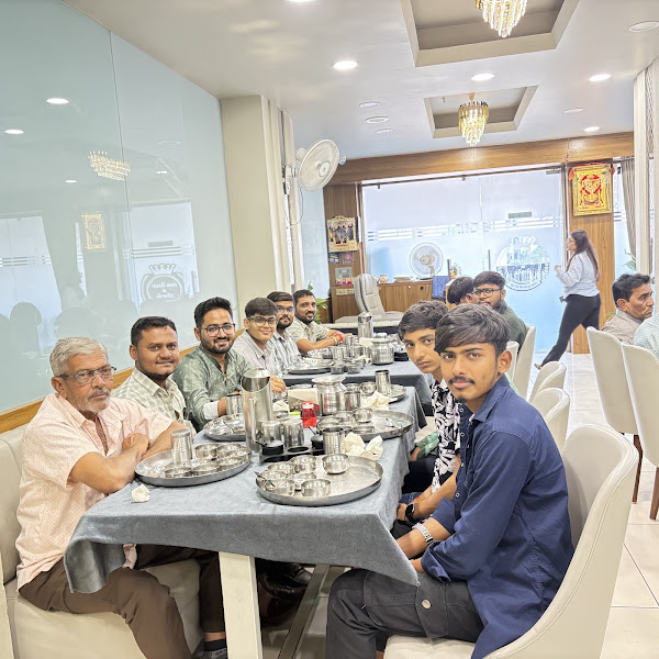 Padharo Thal and Banquet