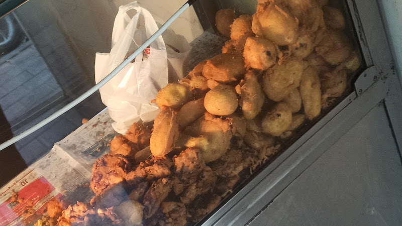 Banarsi Samosa & Bhajiya House