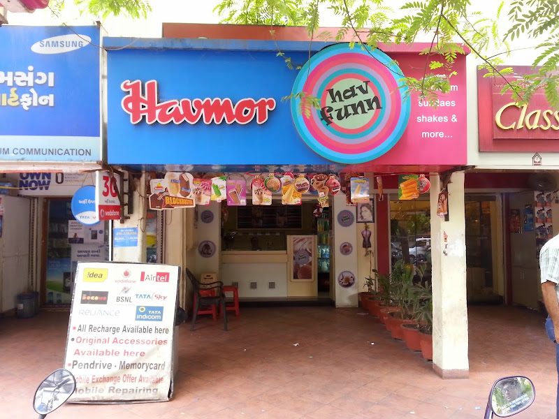 Havmor Havfunn Ice cream Parlour , Gulbai Tekra