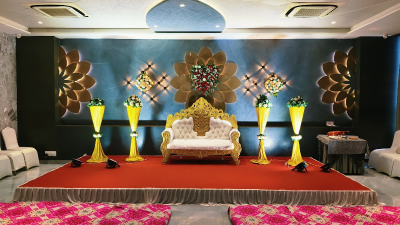 Topaz Restaurant & Banquets