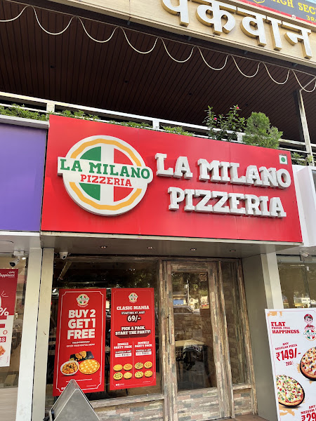 La Milano Pizzeria - Best Pizza in Bodakdev , Ahmedabad