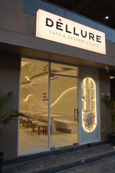 Dellure Cafe & Dessert Studio