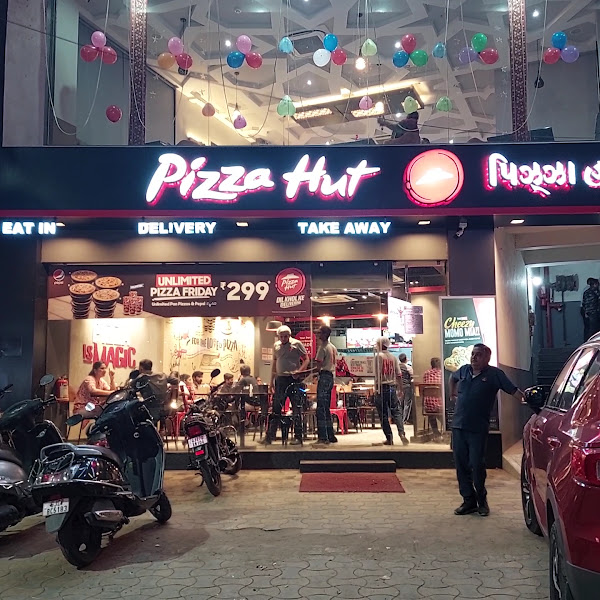 Pizza Hut | Maninagar, Ahmedabad