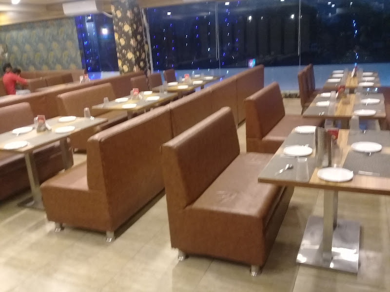 AUM Restaurant & Banquet
