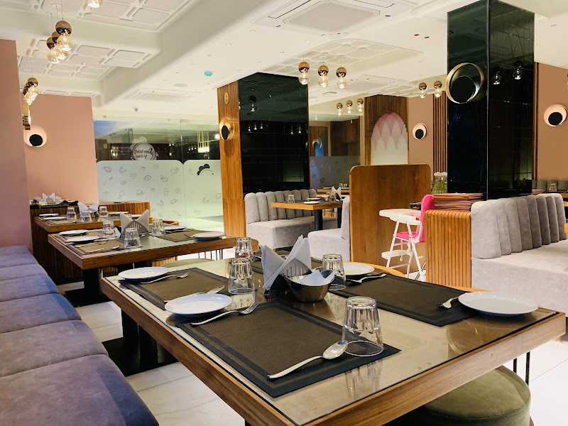 Simran Farm & Restaurant
