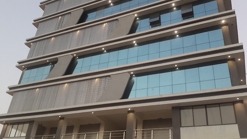 Savan Square, New Ranip