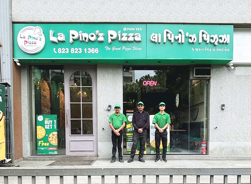 La Pino'z Pizza South Bopal