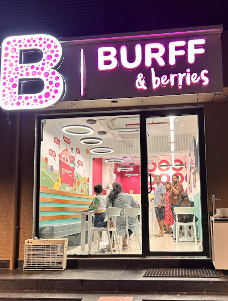 BURFF & BERRIES - The Dessert Cafe