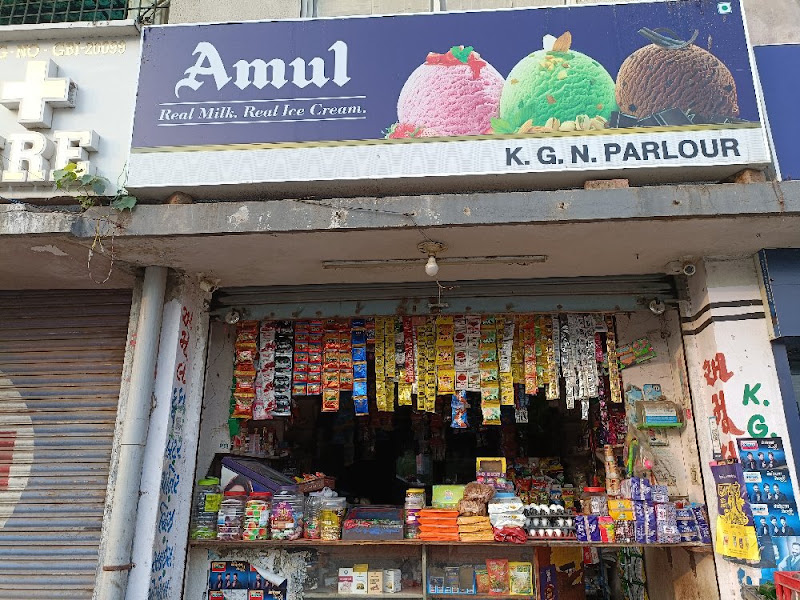 K G N PARLOUR.