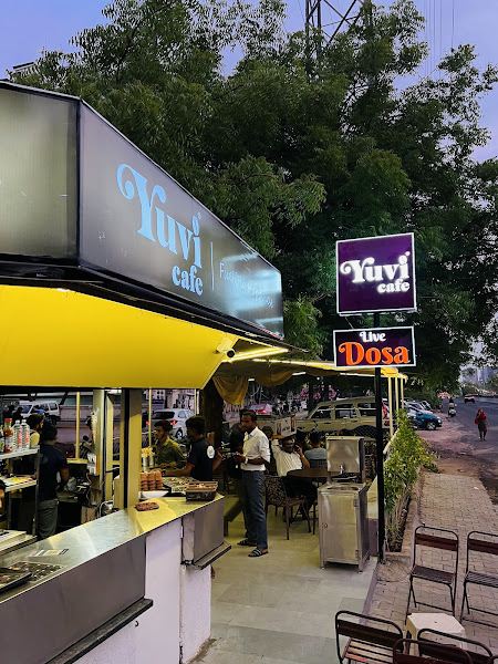 Yuvi The Cafe