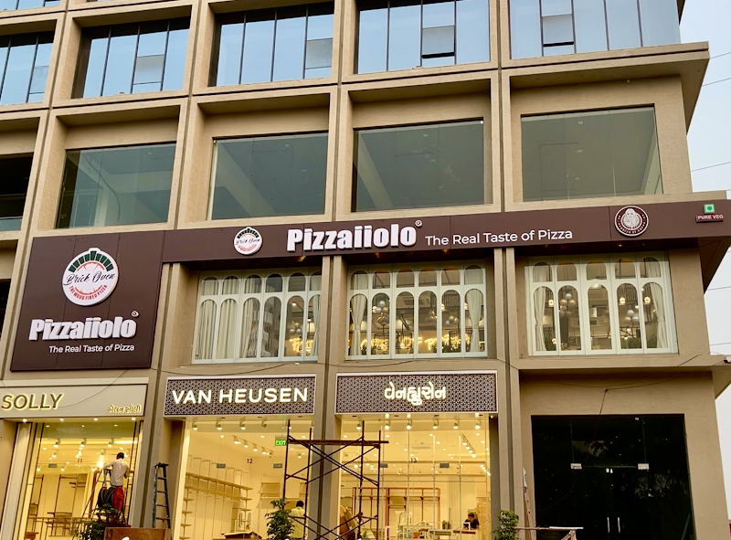 Pizzaiiolo Wood Fired Pizza Chandkheda