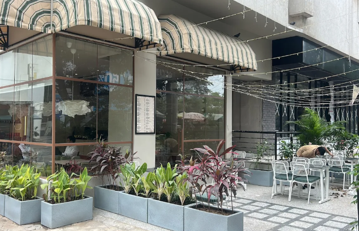 Oven The Bakery & Cafe