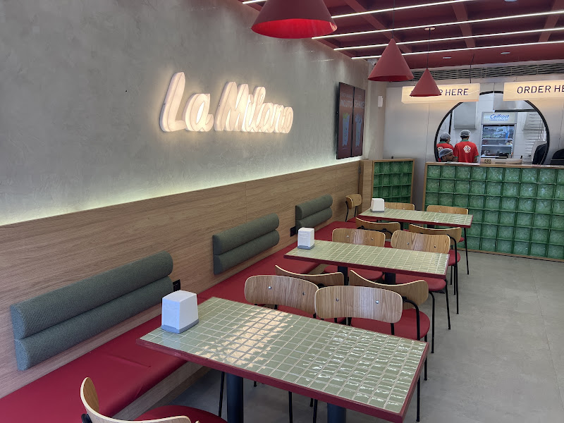 La Milano Pizzeria - Best Pizza in Prahladnagar, Ahmedabad