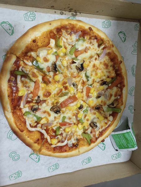 Lucca'S Pizza