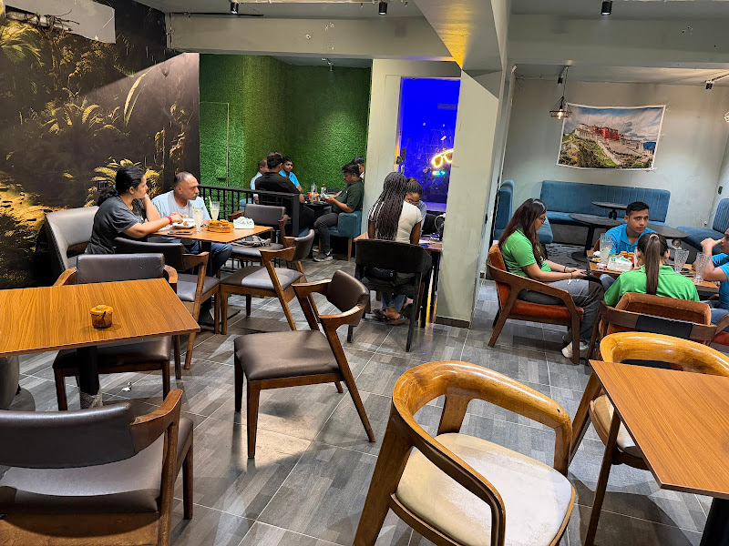 Amdos kitchen University road